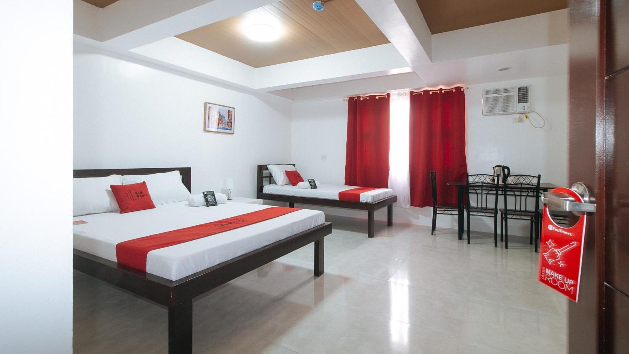 Reddoorz Near Ust Sampaloc Manila酒店 外观 照片