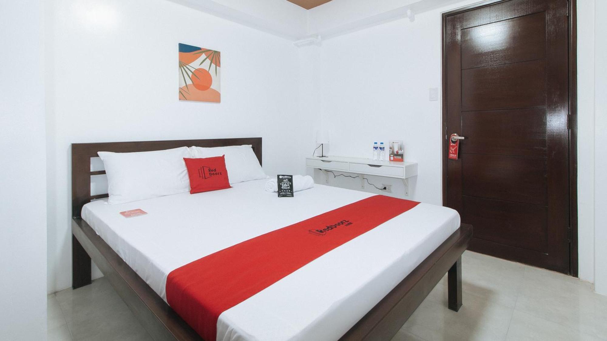 Reddoorz Near Ust Sampaloc Manila酒店 外观 照片