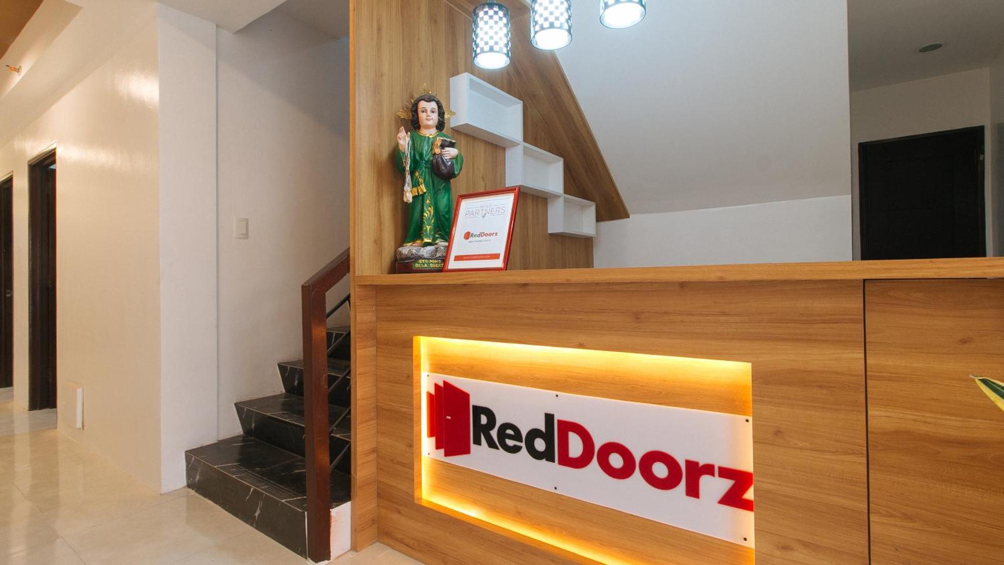 Reddoorz Near Ust Sampaloc Manila酒店 外观 照片